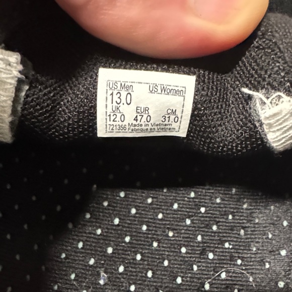 Like new Vans Classic Black Suede Slip-Ons - Picture 3 of 10